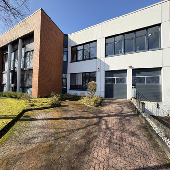 Repräsentative Hallen- und Büroflächen in Oststeinbek