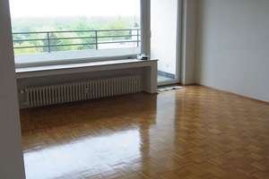 Großzügige, helle Wohnung mit Parkett und Balkon – Franz-Liszt-Straße 8, 40593 Urdenbach, Düsseldorf – Vorschaubild 4