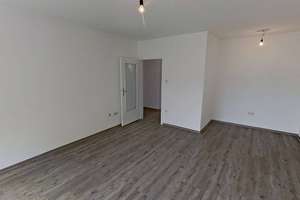 ++Gepflegtes Wohnen im Grünen: Helle 3-Zimmer-Wohnung mit Tageslichtbad++ – Lahrkampstraße 15, 33104 Schloß Neuhaus, Paderborn – Vorschaubild 2