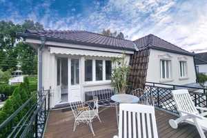 Traumhaftes Wohnen am Wasser:  Eindrucksvolle Villa mit drei Wohneinheiten – Berlin – Vorschaubild 9