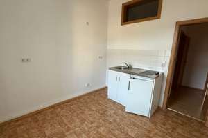 Whg. im 2.OG ! Küche mit Balkonzugang / Laminat / Bad mit Wanne  u.v.m. – Fürstenstraße 62, 9130 Sonnenberg, Chemnitz – Vorschaubild 7