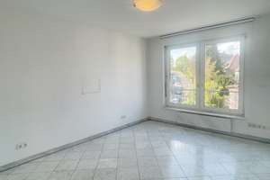 *** 5 Zi. Maisonette-Wohnung mit Aufzug und Balkon *** – Urachstraße x, 70190 Ostheim, Stuttgart – Vorschaubild 7