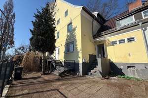 Doppelhaushälfte mit Baugrundstück im Grunewald, Eichkamp-Siedlung