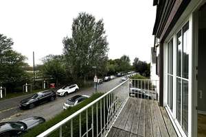 Charaktervoller Altbau mit großem Potenzial und Rheinblick !  In Toplage von Düsseldorf-Oberkassel – Die vollständige Adresse der Immobilie erhältst du vom Anbieter., 40545 Oberkassel, Düsseldorf – Vorschaubild 8