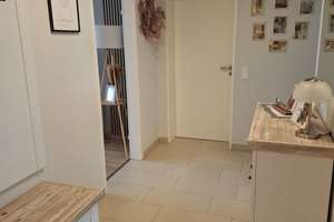 Großzügige und moderne 4-Zimmer-Wohnung in beliebter Lage von Sindorf (Provisionsfrei) – Am Hüttenhof 9, 50170 Kerpen – Vorschaubild 2