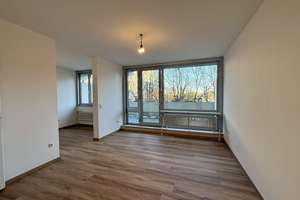 Provisionsfrei und Denkmal: Frisch renovierte  Wohnung am Olympia-Einkaufszentrum – Die vollständige Adresse der Immobilie erhältst du vom Anbieter., 80993 Alt-Moosach, München – Vorschaubild 9