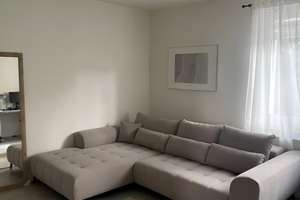 2,5-Raum-Wohnung mit EBK und Balkon in Düsseldorf