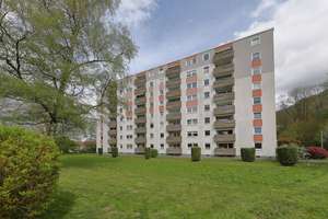 Ihr neues Zuhause in zentraler Lage! 3,5-Raum-Wohnung mit Loggia + Aufzug in Kettwig vor der Brücke – Die vollständige Adresse der Immobilie erhältst du vom Anbieter., 45219 Kettwig, Essen – Vorschaubild 3