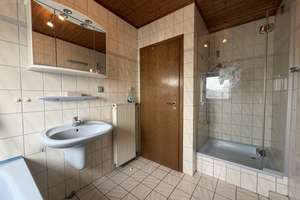 ++ Ruheoase mit Haus-in-Haus-Charakter: Helle Dachgeschosswohnung in Bestlage Ohligs ++ – Die vollständige Adresse der Immobilie erhältst du vom Anbieter., 42697 Solingen-Mitte, Solingen – Vorschaubild 13