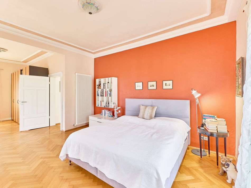 Schlafzimmer mit Ankleide