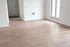 +TRAUMWOHNUNG+3 RAUM DACHGESCHOSS MIT GROSSEM BALKON+BAD M. DUSCHE+FBH+LIFT++UVM.++