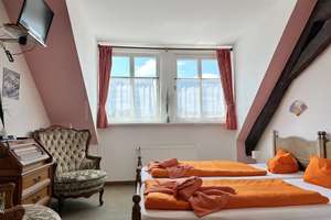 TOP EXISTENZ! ++ HISTORISCHES HOTEL MIT BAR UND KEGELBAHN IN ZENTRALER LAGE!! ++ – Die vollständige Adresse der Immobilie erhältst du vom Anbieter., 41334 Nettetal – Vorschaubild 7