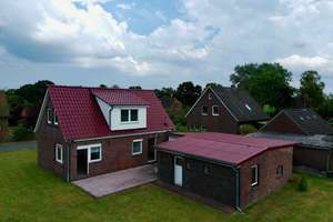 Einziehen & Wohlfühlen in Astederfeld! – Kiefernstraße 4, 26340 Zetel – Vorschaubild 4