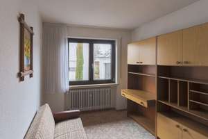 Familienfreundliches Eigenheim mit schönem Garten in ruhiger Lage von Zuchering! – Die vollständige Adresse der Immobilie erhältst du vom Anbieter., 85051 Süd, Ingolstadt – Vorschaubild 12