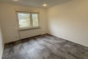 **Kernsanierte helle 3-Zimmer-Wohnung mit Balkon** in Mönchengladbach Zentrum – Leibnizstraße 40, 41061 Westend, Mönchengladbach – Vorschaubild 4