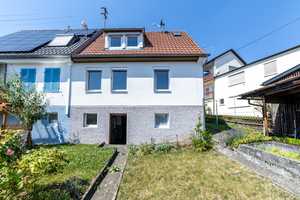 Doppelhaushälfte mit Herz, Garten und Raum für Ideen! Alte Liebe, neues Leben in Pfullingen. – Reutlingen (Kreis) – Vorschaubild 9