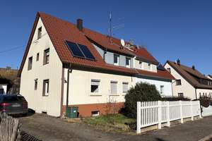 Doppelhaushälfte mit viel Platz zum Wohnen – Die vollständige Adresse der Immobilie erhältst du vom Anbieter., 72411 Bodelshausen – Vorschaubild 1