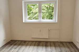 Frisch renovierte 2-Zimmer-Wohnung! – Welkerhude 56, 45356 Essen – Vorschaubild 1