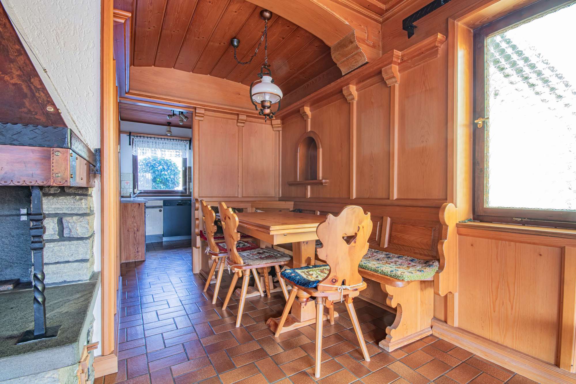 Immobilie in Wutöschingen - Vielseitig nutzbare Doppelhaushälfte mit Einliegerwohnung und Wintergarten in Horheim - Bild 8