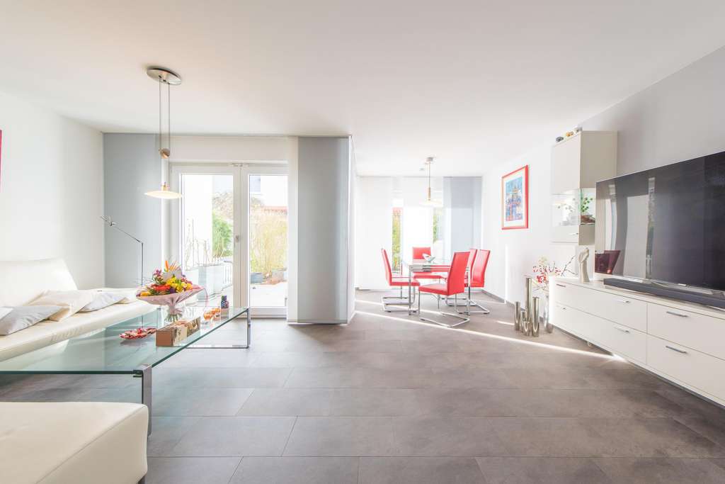 Immobilie in Erzhausen - Ultragepflegtes, modernes Reihenmittelhaus in Feldrandnähe - Bild 2