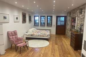 Stilvolles Apartment mit historischem Charme 