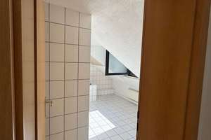 Ruhige 2,5 Raumwohnung mit Balkon auf der Tiergartenstraße – Die vollständige Adresse der Immobilie erhältst du vom Anbieter., 47053 Dellviertel, Duisburg – Vorschaubild 9