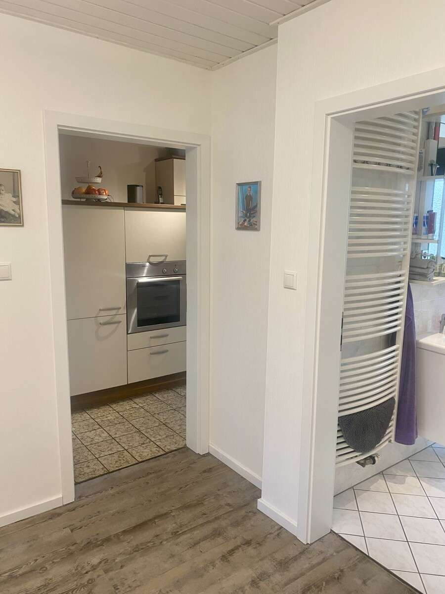 Immobilie in Reinhardshagen - Attraktives Zweifamilienhaus in Reinhardshagen - Frei nach Absprache - Bild 4