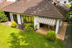 Schönes Einfamilienhaus mit separater Dachgeschoss-Einliegerwohnung und idyllischer Gartenoase – Die vollständige Adresse der Immobilie erhältst du vom Anbieter., 64342 Seeheim-Jugenheim – Vorschaubild 2