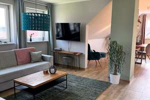 3-Zimmer-Dachgeschosswohnung mit hochwertiger Ausstattung und Stellplatz in Hannover