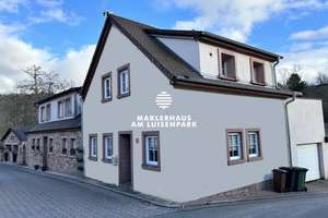 Neuwertiges Einfamilienhaus mit E-Ausweis "A" in idyllischer Lage mit zwei Garagen – Die vollständige Adresse der Immobilie erhältst du vom Anbieter., 67722 Winnweiler – Vorschaubild 2