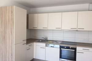 Blick in den Wiesenpark - Gemütliche 2-Zimmer-Wohnung mit sonnigem Balkon – Peter-Behrens-Straße 7/7a, 14469 Bornstedt, Potsdam – Vorschaubild 3