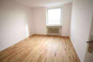 Sonnige 3-Zimmer-Wohnung in Bogenhausen, vollmöbliert   – Denninger Straße 212, 81927 Englschalking, München – Vorschaubild 5