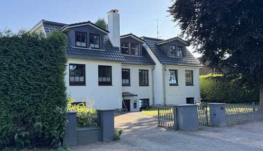 Bild von Saniertes Mittelreihenhaus - Wohnen in bester Lage von Bramfeld