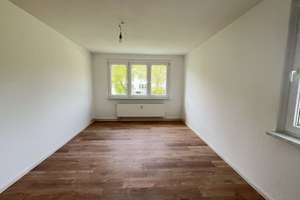 Wohnung in Ebersdorf – Einbauküche & Parkplatz auf Wunsch möglich – Max-Saupe-Straße 62, 9131 Ebersdorf, Chemnitz – Vorschaubild 6
