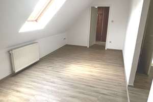 GEPFLEGTE 2-ZIMMER DACHGESCHOSSWOHNUNG IM HERZEN VON WIESBADEN-BIEBRICH – Rathenauplatz 2, 65203 Biebrich, Wiesbaden – Vorschaubild 6