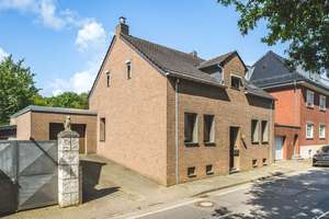 Eine Immobilie - viele Möglichkeiten!
Einfamilienhaus mit Garage und großem Garten in Horbach – Die vollständige Adresse der Immobilie erhältst du vom Anbieter., 52072 Richterich, Aachen – Vorschaubild 18