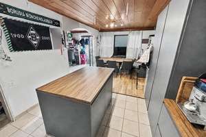 Attraktive 4-Zimmer-Wohnung in gefragter Wohnlage von Jüchen- Gierath – Die vollständige Adresse der Immobilie erhältst du vom Anbieter., 41363 Jüchen – Vorschaubild 2