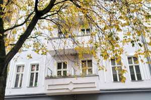 Helle 1Z Wohnung mit Balkon in  Charlottenburgs Herz – Schillerstraße 92, 10625 Charlottenburg, Berlin – Vorschaubild 1