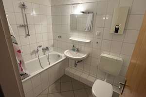 Gemütliche Dachgeschosswohnung in ruhiger Lage – Mühlenkamp 45, 40229 Eller, Düsseldorf – Vorschaubild 2