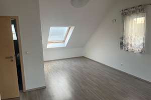 Moderne Doppelhaushälfte mit Kamin, Einbauküche, Garten und Garage in Steinbach (Taunus) – Unter der Weid 7, 61449 Steinbach (Taunus) – Vorschaubild 18