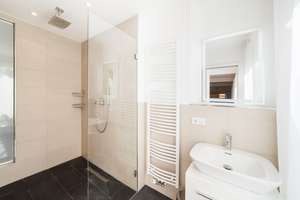 Atemberaubende Luxuswohnung mit eigenem Garten und 2 Stellplätzen (separat erhältlich) – Kaiserin-Augusta Allee 86, 10589 Charlottenburg, Berlin – Vorschaubild 7