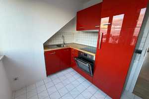 Aufzug - Südbalkon - modernes Laminat - EBK - Tiefgaragenstellplatz!! – Fichtestraße 53, 9126 Chemnitz – Vorschaubild 23