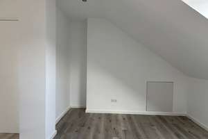 Reihenhaus sonnige Feldrandlage mit Terrasse Balkon 4,5 Zi. 138m² in Frankfurt a. M. Nieder-Eschbach – 60437 Nieder-Eschbach, Frankfurt am Main – Vorschaubild 43