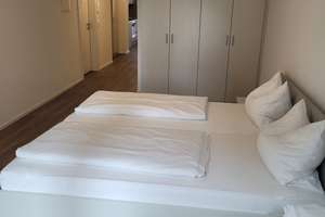 Möblierte 2-Zimmer-Wohnung inkl. Reinigungs-und Wäscheservice / Anmietung bis 31.10.2026 möglich – Schwabstr. 45, 70197 Rotebühl, Stuttgart – Vorschaubild 3