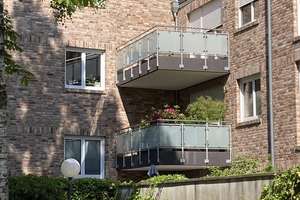 2 Zimmer Wohnung mit Balkon und Tiefgaragenplatz in Hamburg-Iserbrook – Die vollständige Adresse der Immobilie erhältst du vom Anbieter., 22589 Iserbrook, Hamburg – Vorschaubild 2