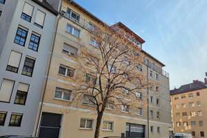 VON POLL | Keine gewöhnliche Wohnung sondern hier erwartet Sie ein Zuhause mit Charakter! – Die vollständige Adresse der Immobilie erhältst du vom Anbieter., 90459 Gugelstraße, Nürnberg – Vorschaubild 2