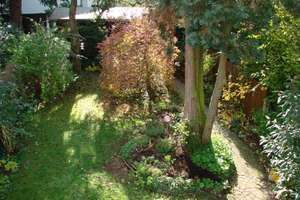 Alte Seele erhofft neuen Schwung – kleine DHH mit parkähnlichem Garten in schöner Lage – Die vollständige Adresse der Immobilie erhältst du vom Anbieter., 81245 Obermenzing, München – Vorschaubild 2
