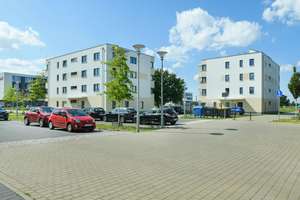 Sehr schöne Wohnung in begehrter Lage mit Parkettfußboden - Sofort beziehbar! – Wilhelm-Hoff-Straße 24, 12489 Adlershof, Berlin – Vorschaubild 4