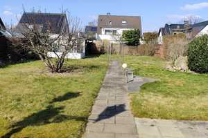 Schönes 4,5-Zimmer-Einfamilienhaus in Düsseldorf Unterrath – Düsseldorf – Vorschaubild 3
