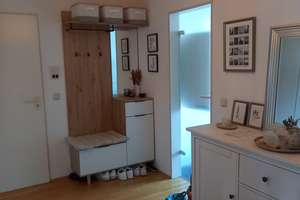 Ganz oben!  Schöne  2-Zimmer-Süd-Wohnung mit Charme, zwei Balkone   U-Bahnnähe (U6) – Wolkerweg 8 a, 81375 Neuhadern, München – Vorschaubild 9